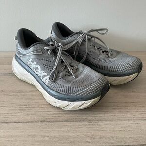 HOKA | Men’s Bondi 7 Sneaker Gray Size 9.5